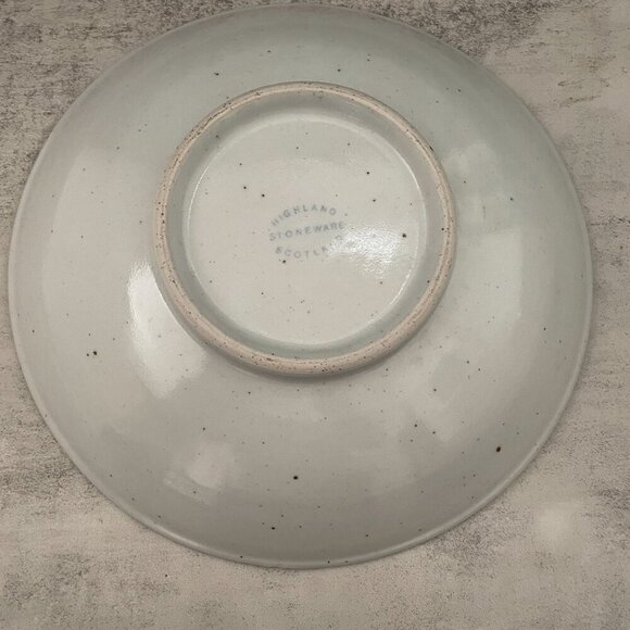 Vintage Highland Stoneware Scotland Hand Painted Floral 11.5" Serving Bowl - Picture 9 of 9